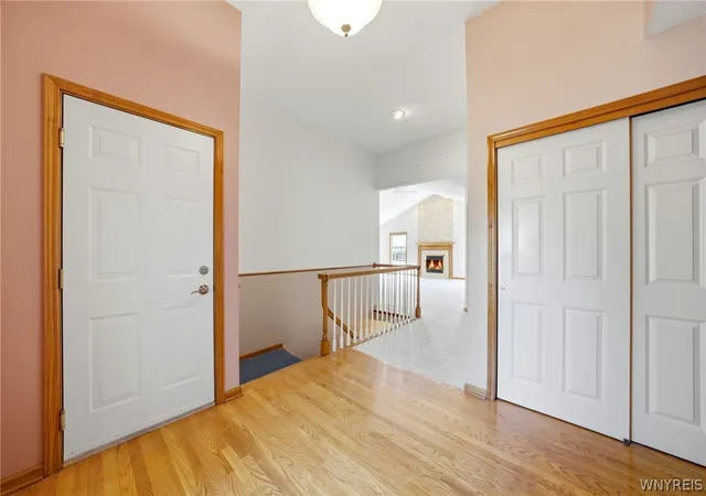 Homes for sale in Lockport Town, NY | 5434 Carleton Lake Dr, Lockport Town, NY 14094 | MLS# B1687005
