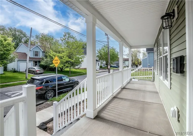 3rd image of 590 Adams St, Buffalo, NY 14211 | MLS# B1685888