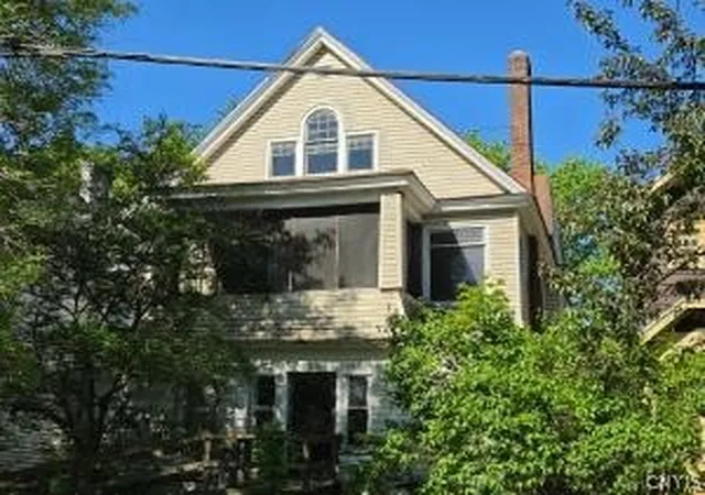 1st image of 830 32 South Ave, Syracuse, NY 13207 | MLS# S1686303