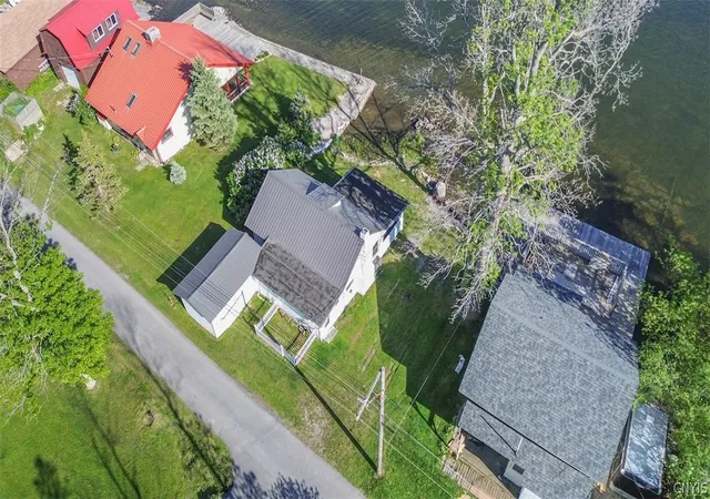 Homes for sale in Lyme, NY | 27038 Independence Point Rd, Lyme, NY 13622 | MLS# S1686482