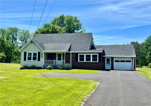 Homes for sale in Minetto, NY | 2489 State Route 48, Minetto, NY 13069 | MLS# S1687172