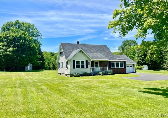 Homes for sale in Minetto, NY | 2489 State Route 48, Minetto, NY 13069 | MLS# S1687172