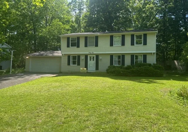 Homes for sale in Perinton, NY | 41 S Ridge Trl, Perinton, NY 14450 | MLS# R1686948