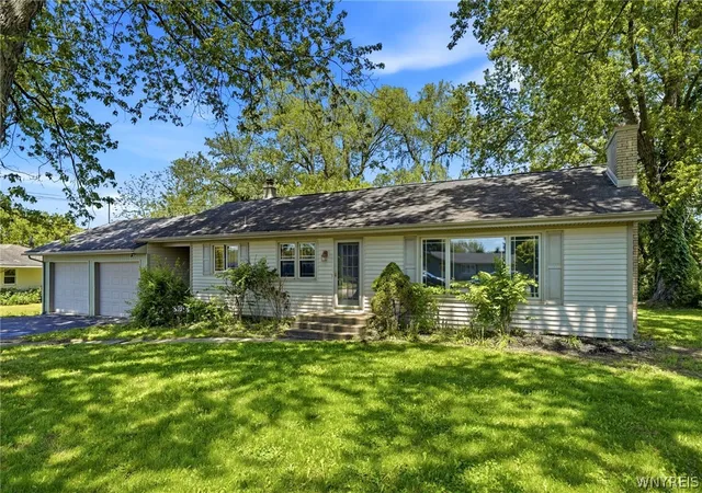 Homes for sale in Sheldon, NY | 517 Meadow Ln, Sheldon, NY 14145 | MLS# B1686752