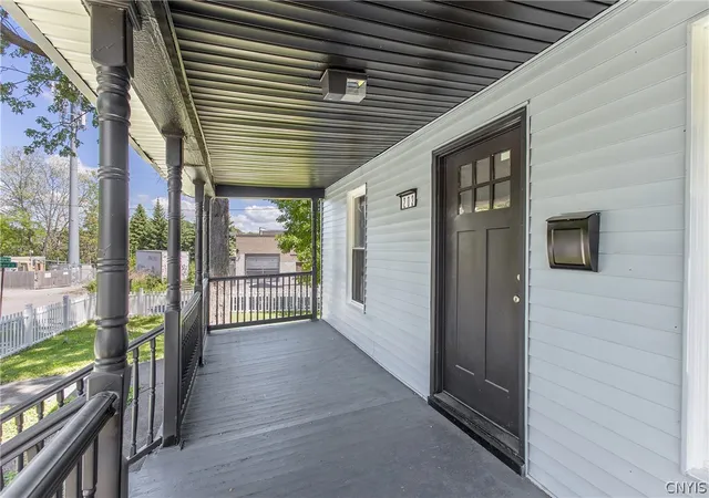 4th image of 203 Maple St, Syracuse, NY 13210 | MLS# S1686510