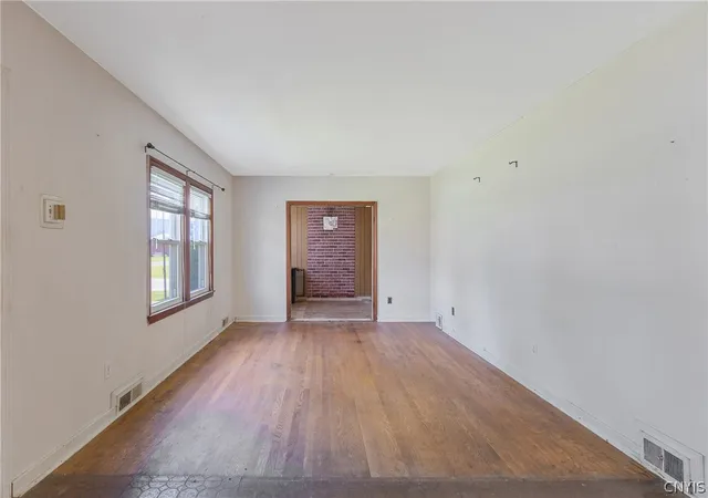 Photo 4 of Sale Pending at 201 Sheridan Rd, Liverpool, NY 13090 | MLS# S1687170 | Listing updated on 2026-06-24