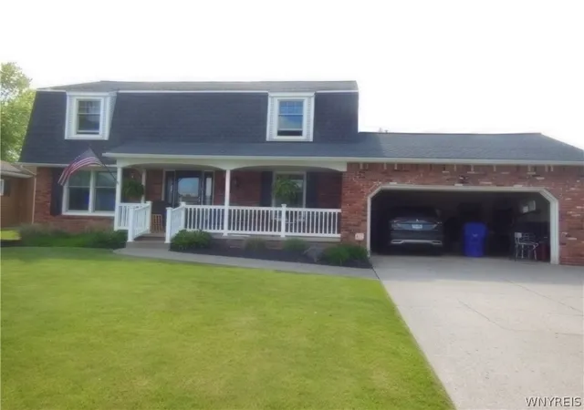 1st image of 38 Old Farm Cir, Buffalo, NY 14218 | MLS# B1686175