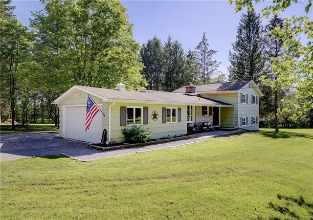 2nd image of 2811 Rush Mendon Rd, Mendon, NY 14472 | MLS# R1686501