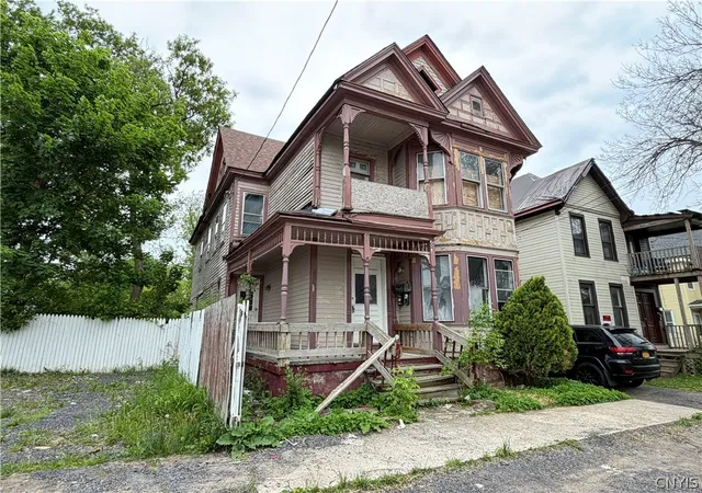 Homes for sale in Utica, NY | 176 Hobart St, Utica, NY 13501 | MLS# S1686536