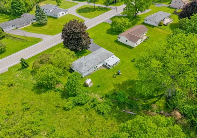 Homes for sale in Henrietta, NY | 5069 E Henrietta Rd, Henrietta, NY 14467 | MLS# R1682876