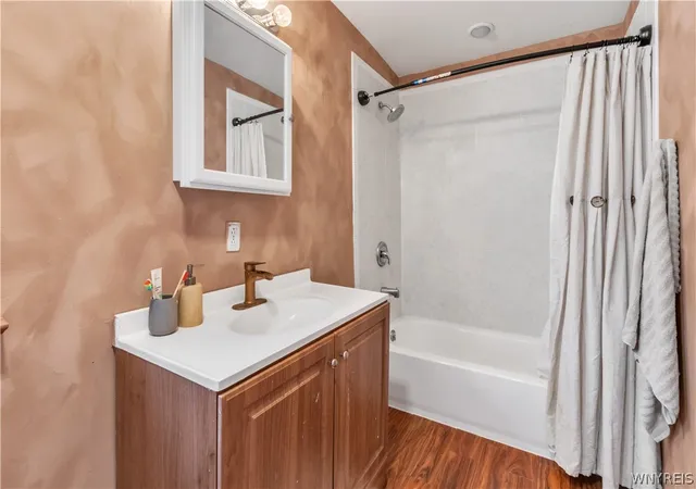 Homes for sale in Buffalo, NY | 53 Eaglewood Ave, Buffalo, NY 14220 | MLS# B1687188