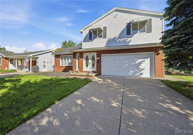 2nd image of 211 Brookside, Tonawanda, NY 14150 | MLS# B1687285