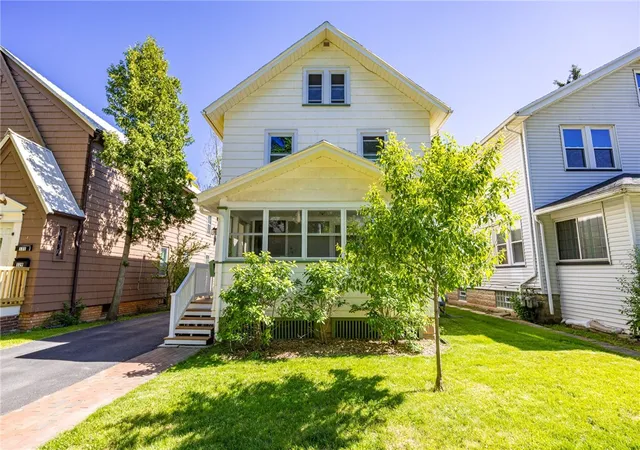 Homes for sale in Rochester, NY | 125 Brookdale Ave, Rochester, NY 14619 | MLS# R1686361