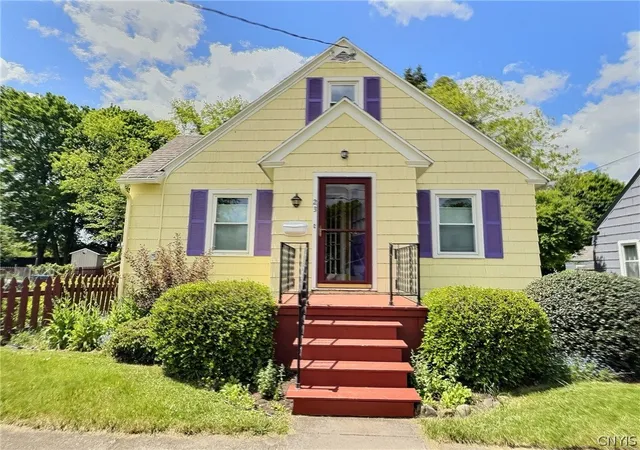 Homes for sale in Cortland, NY | 21 23 Pearl St, Cortland, NY 13045 | MLS# S1687295