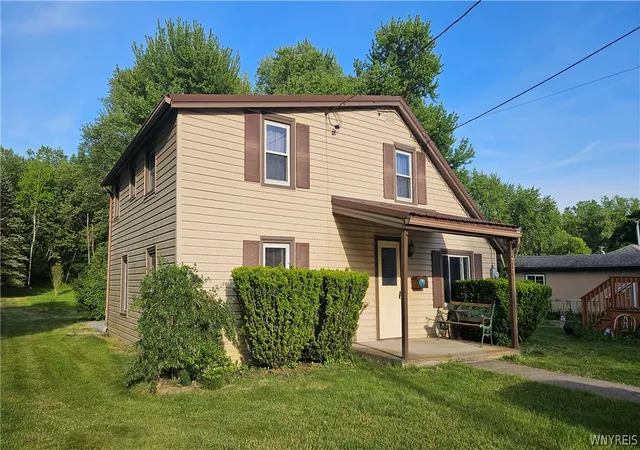 3rd image of 2751 Caledonia St, Newfane, NY 14108 | MLS# B1686992