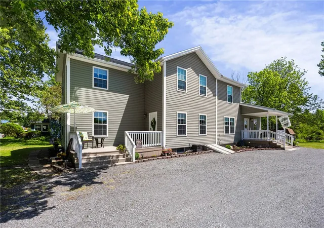 Homes for sale in Clarendon, NY | 4581 Holley Byron Rd, Clarendon, NY 14470 | MLS# R1685340