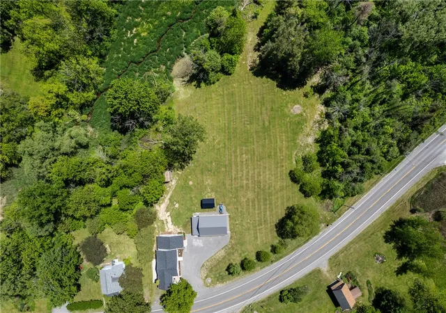 Homes for sale in Clarendon, NY | 4581 Holley Byron Rd, Clarendon, NY 14470 | MLS# R1685340