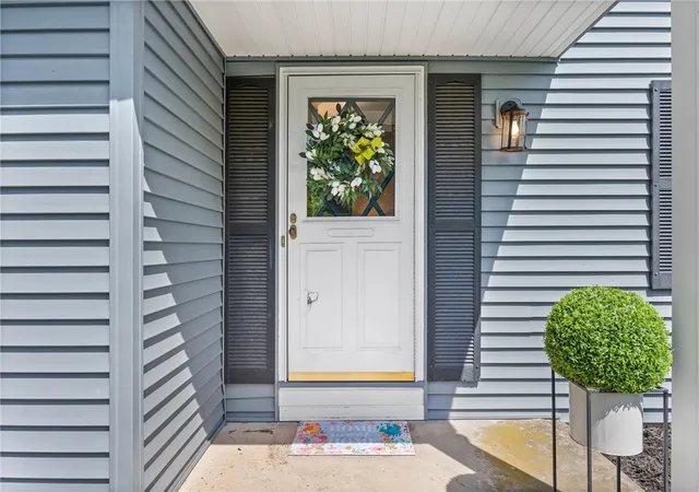 5th image of 24 Sunridge Dr, Chili, NY 14624 | MLS# R1687123