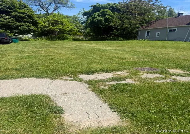 Homes for sale in Buffalo, NY | 58 Winslow Ave, Buffalo, NY 14208 | MLS# B1687380
