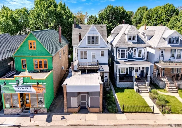 Photo 1 of Sale Pending at 553 S Park Ave, Buffalo, NY 14204 | MLS# B1687304 | Listing updated on 2026-08-03