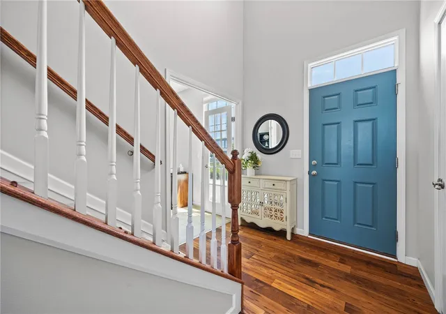 3rd image of 1768 Spartan Dr, Farmington, NY 14425 | MLS# R1687023
