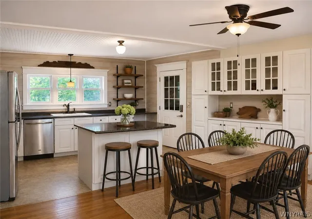 4th image of 6857 Webster Rd, Orchard Park, NY 14127 | MLS# B1686313