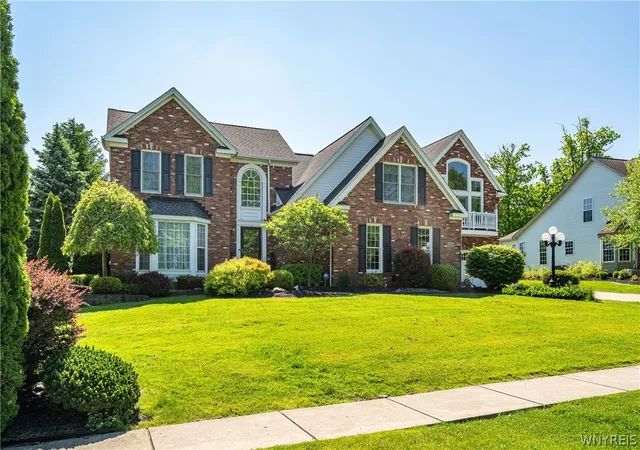 2nd image of 5358 Briercliff Dr, Hamburg, NY 14075 | MLS# B1683503
