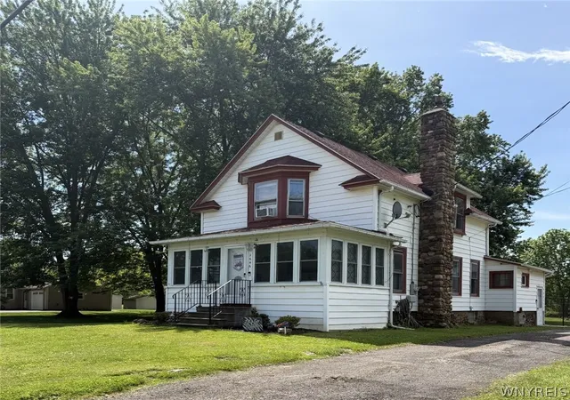 1st image of 2646 New Rd, Ransomville, NY 14131 | MLS# B1687389