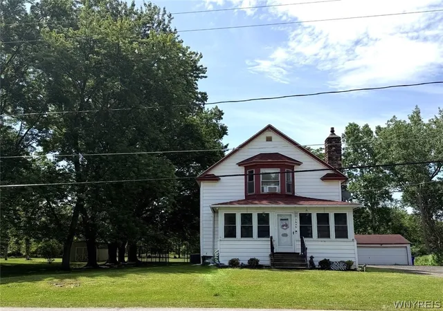2nd image of 2646 New Rd, Ransomville, NY 14131 | MLS# B1687389