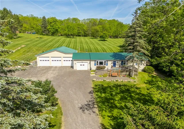 Homes for sale in Arcadia, NY | 2404 Cambier Rd, Arcadia, NY 14513 | MLS# R1685106