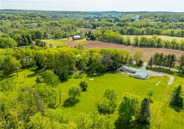 Homes for sale in Arcadia, NY | 2404 Cambier Rd, Arcadia, NY 14513 | MLS# R1685106
