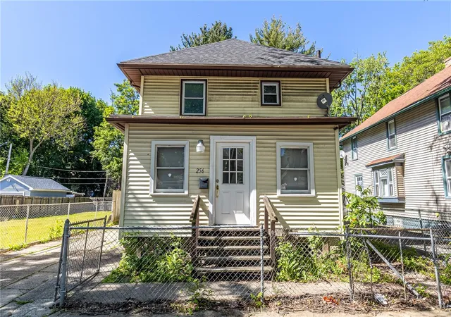 Homes for sale in Rochester, NY | 256 Avenue D, Rochester, NY 14621 | MLS# R1684629