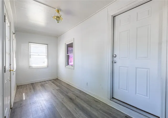 Homes for sale in Rochester, NY | 256 Avenue D, Rochester, NY 14621 | MLS# R1684629