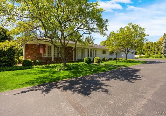 Homes for sale in De Witt, NY | 18 Clarmar Rd, De Witt, NY 13066 | MLS# S1686336