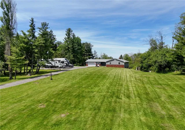 3rd image of 2 Country View Ter, Sweden, NY 14420 | MLS# R1684751