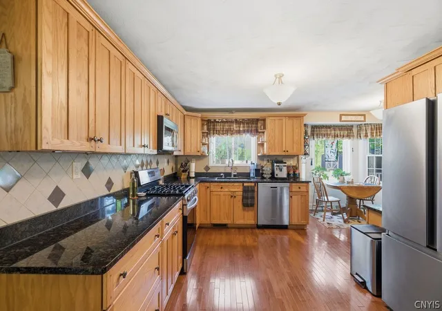Homes for sale in Scriba, NY | 15 Meaney Cir, Scriba, NY 13126 | MLS# S1687020