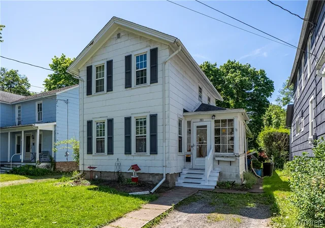 1st image of 311 South St, Lockport, NY 14094 | MLS# B1687332