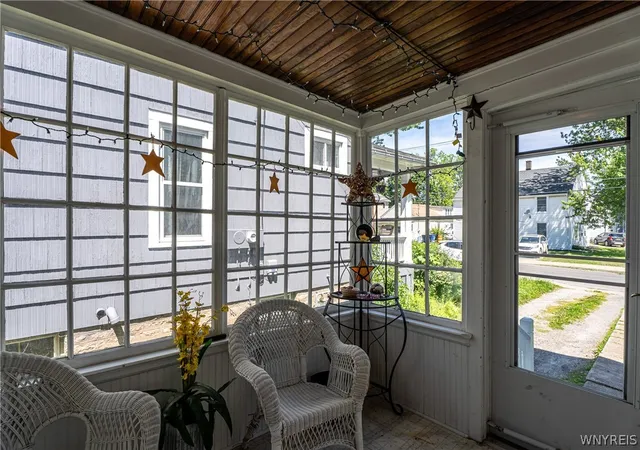 4th image of 311 South St, Lockport, NY 14094 | MLS# B1687332