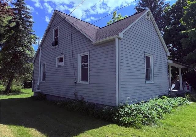 2nd image of 1 Demonstoy Dr, Painted Post, NY 14870 | MLS# R1687482