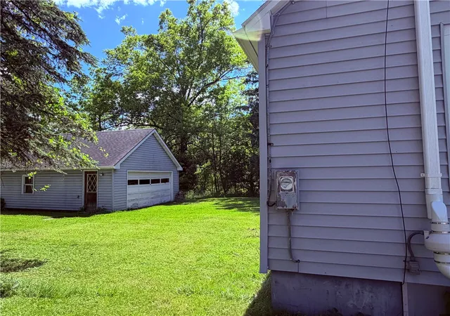 3rd image of 1 Demonstoy Dr, Painted Post, NY 14870 | MLS# R1687482