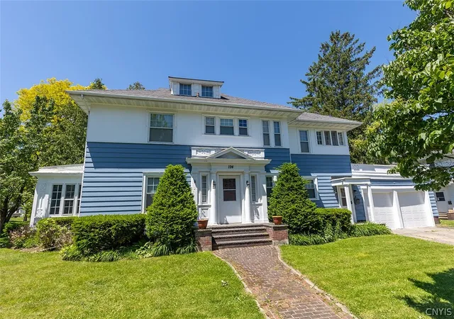 1st image of 194 Clifton Pl, Syracuse, NY 13206 | MLS# S1687488