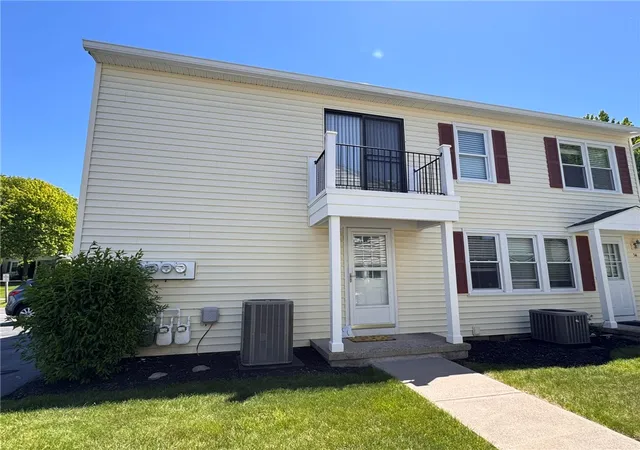 Homes for sale in Perinton, NY | 38 Arrowhead Wy S, Perinton, NY 14450 | MLS# R1687270