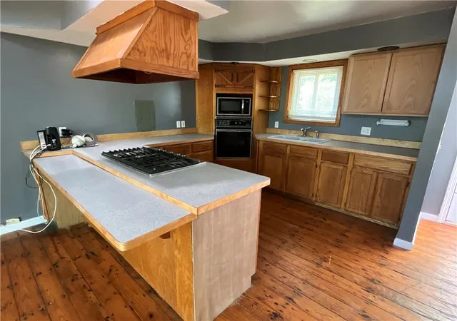 Photo 5 of Single family home for sale at 13289 Lakeview Dr, Waterport, NY 14571 | MLS# R1687459 | Listing updated on 2026-07-24