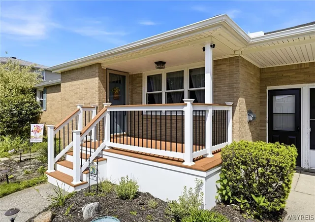 4th image of 17 Organ Cres, West Seneca, NY 14224 | MLS# B1686418