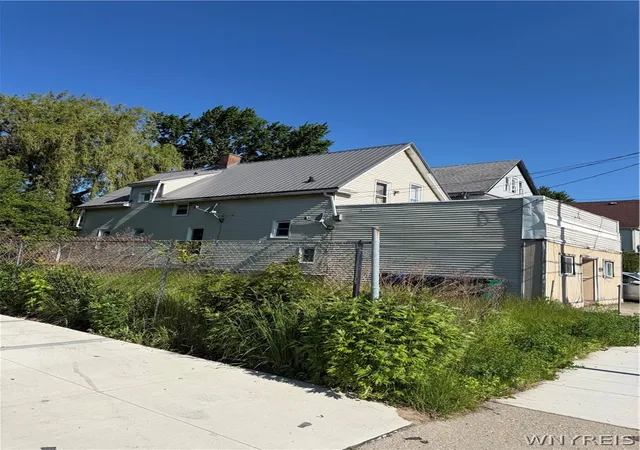 Homes for sale in Buffalo, NY | 638 Hopkins St, Buffalo, NY 14220 | MLS# B1687401