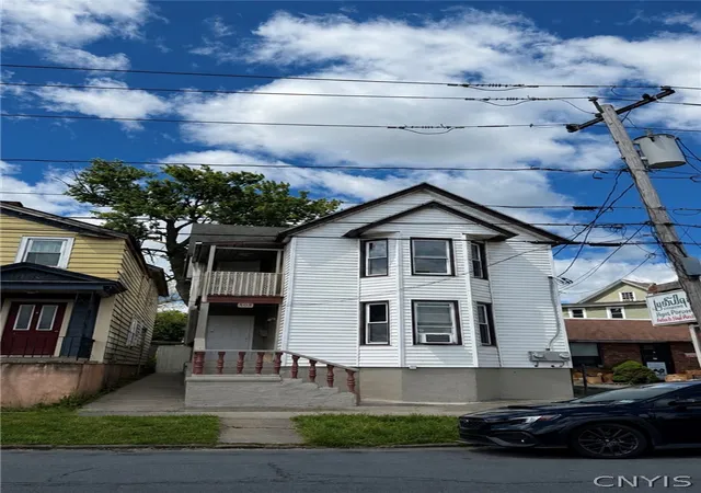1st image of 508 Albany St, Utica, NY 13501 | MLS# S1685912