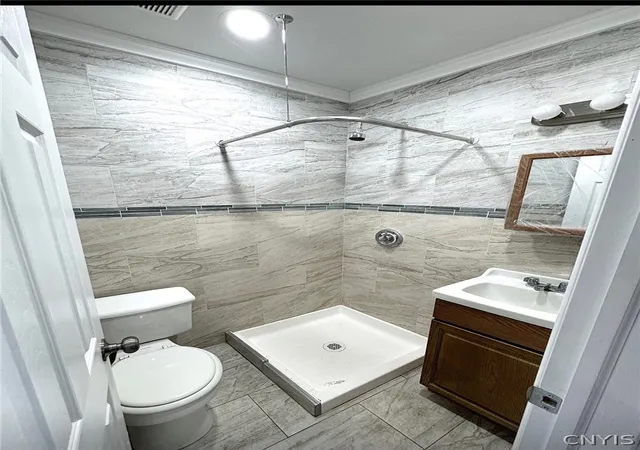 Listing Photo 5 - Condo for sale in building located at 508 Albany St, Utica, NY 13501