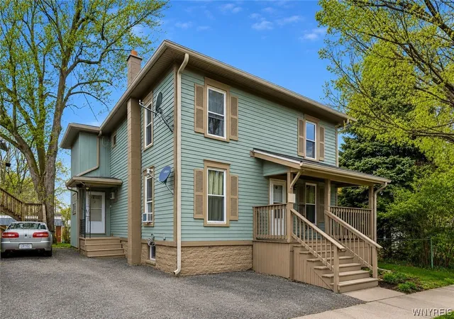 Photo 3 of Sale Pending at 204 Prospect Ave, Medina, NY 14103 | MLS# B1677582 | Listing updated on 2026-07-14