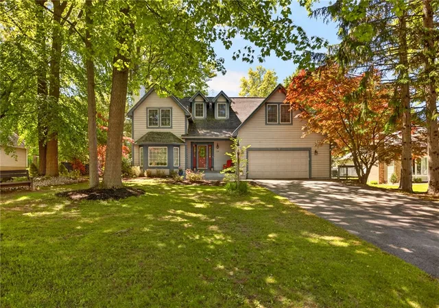 Photo 3 of Sale Pending at 23 Deerborne Ln, Spencerport, NY 14559 | MLS# R1685702 | Listing updated on 2026-07-26
