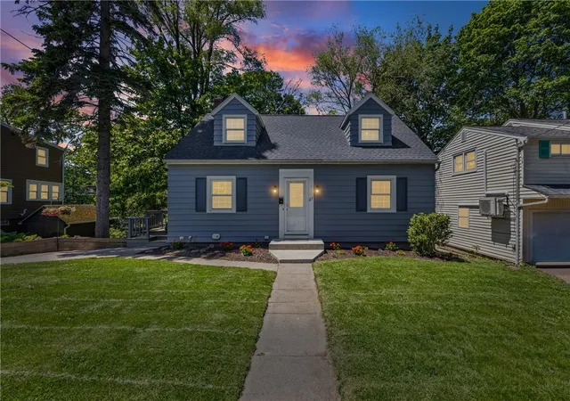 1st image of 27 Dakeland Rd, Irondequoit, NY 14617 | MLS# R1687579